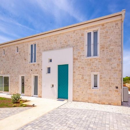 Villa Vela Muline - 8 Plus 2 Guests - Heated Pool Ugljan Exterior foto